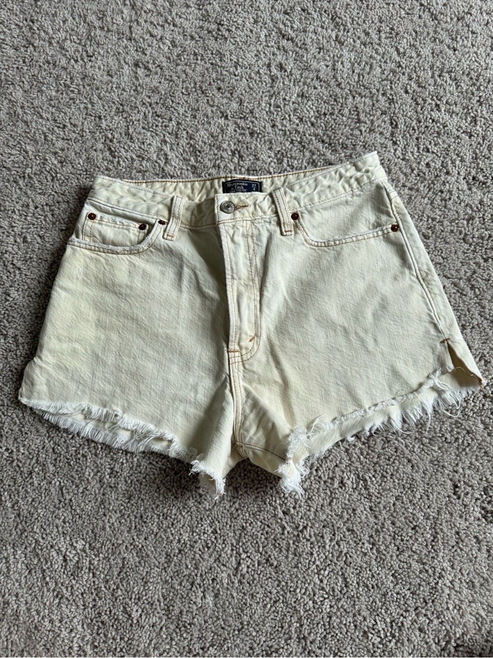 Abercrombie and Fitch High Rise Cream Denim Shorts Size 4